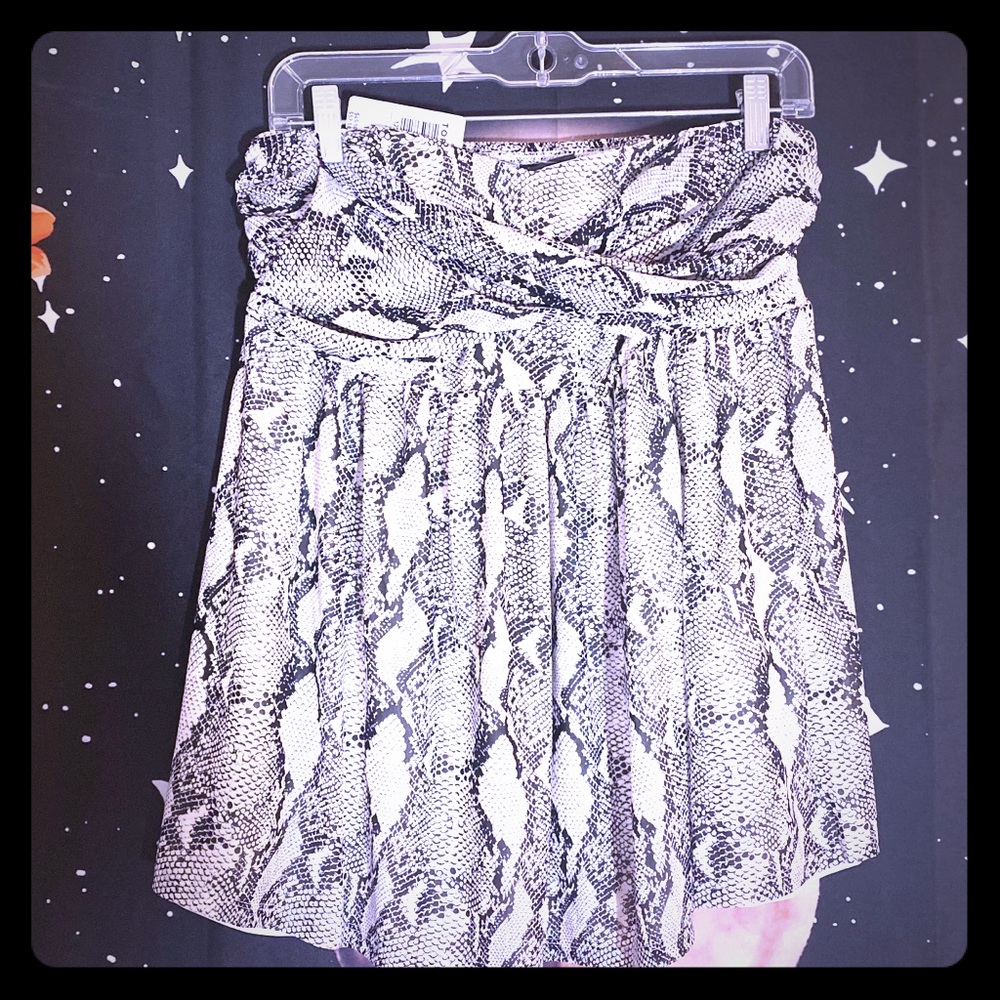 Torrid Snakeskin Sleeveless Tube Top NWT
